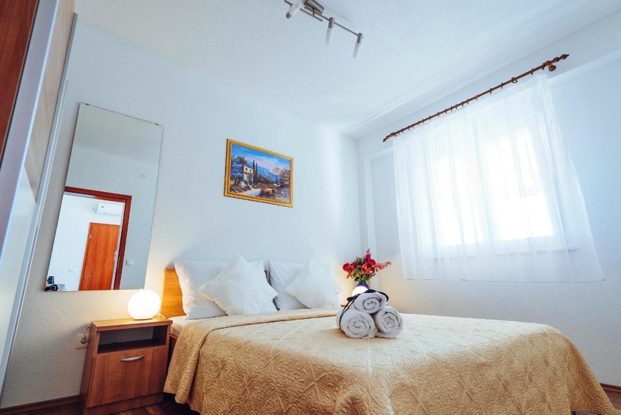 Apartmani Simundic Трогир Екстериор снимка